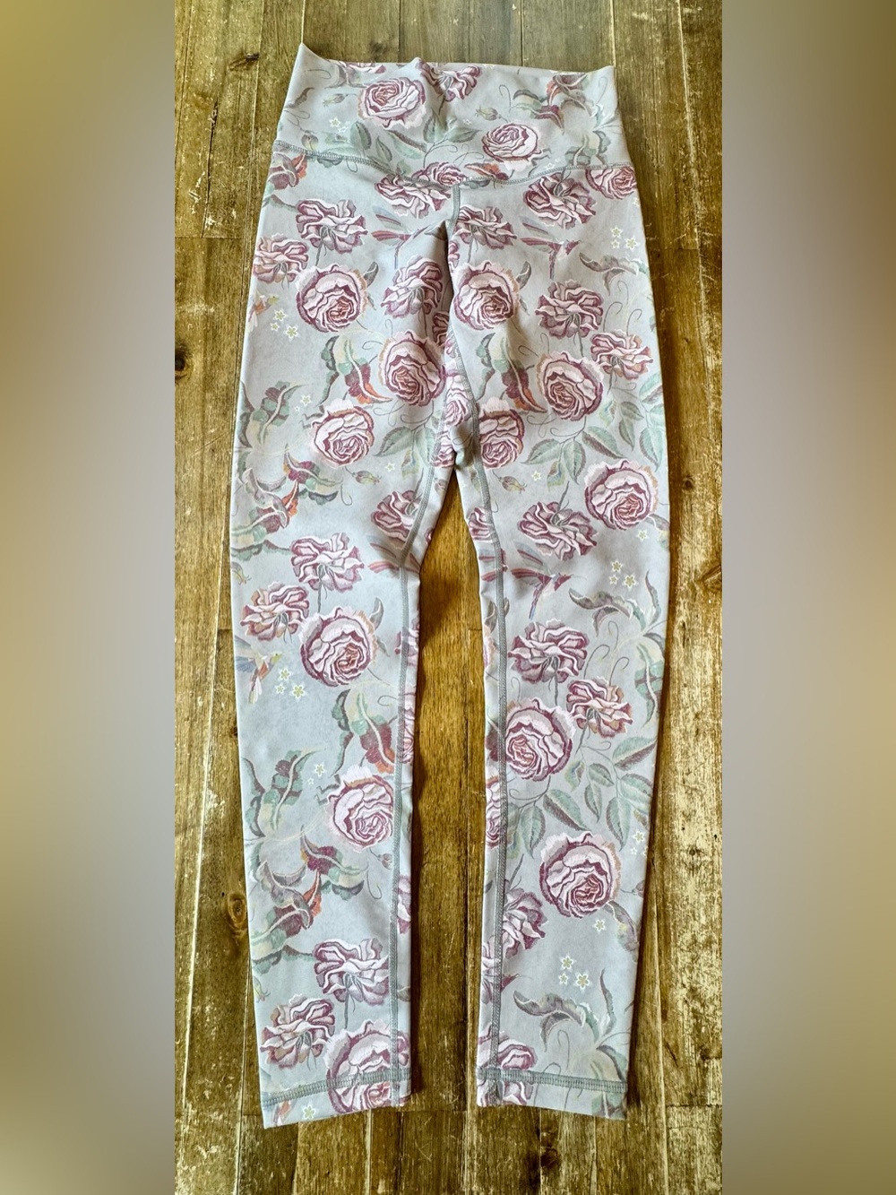 DYI Brand Rose Floral & Hummingbird Hot Pants Eco-Friendly 7/8 Leggings